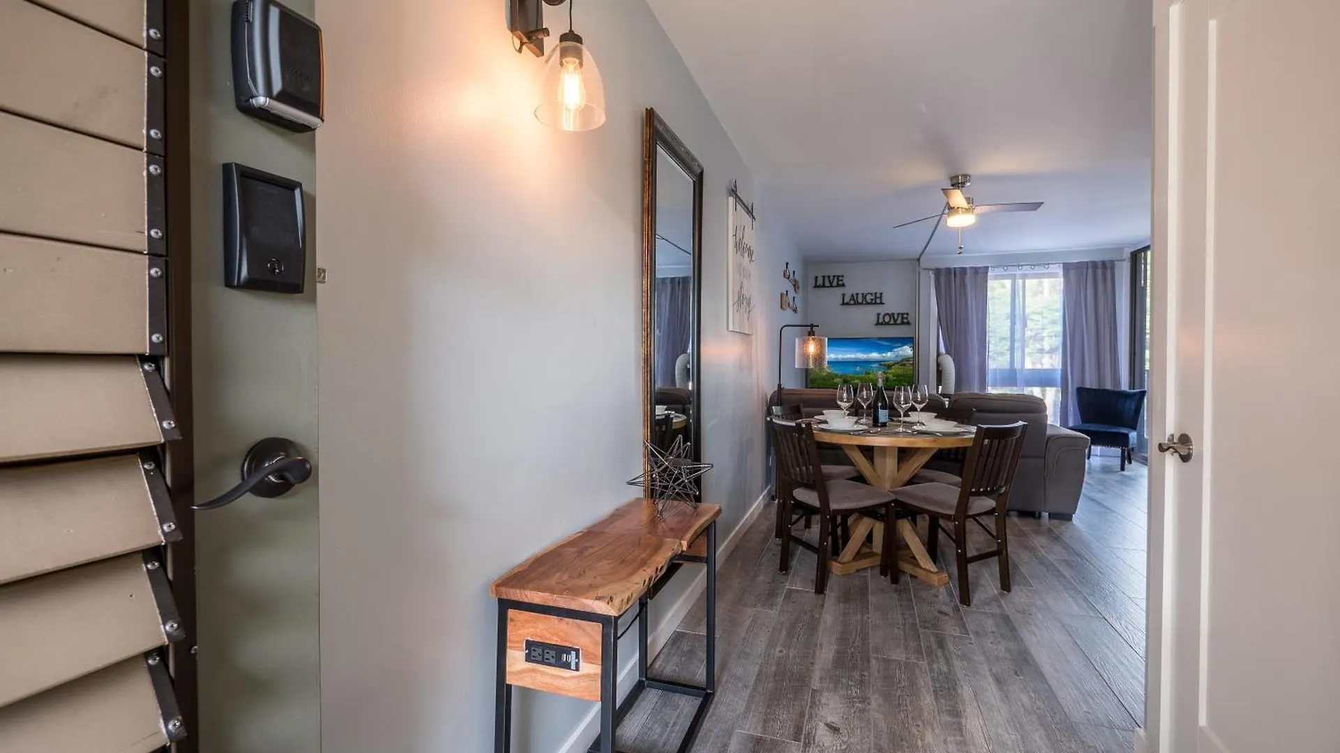 Διαμέρισμα Maui Makai Condo - Completely Renovated 1 Bedroom 1 Bath Condo, Just Steps Away From Kahana Beach